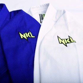 Judogi Yosihiro-kimono Judo - 100% Algodon Incluye Cinturon Blanco -  000/110c - Color Azul con Ofertas en Carrefour
